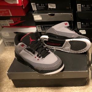 Air Jordan Stealth 3’s
